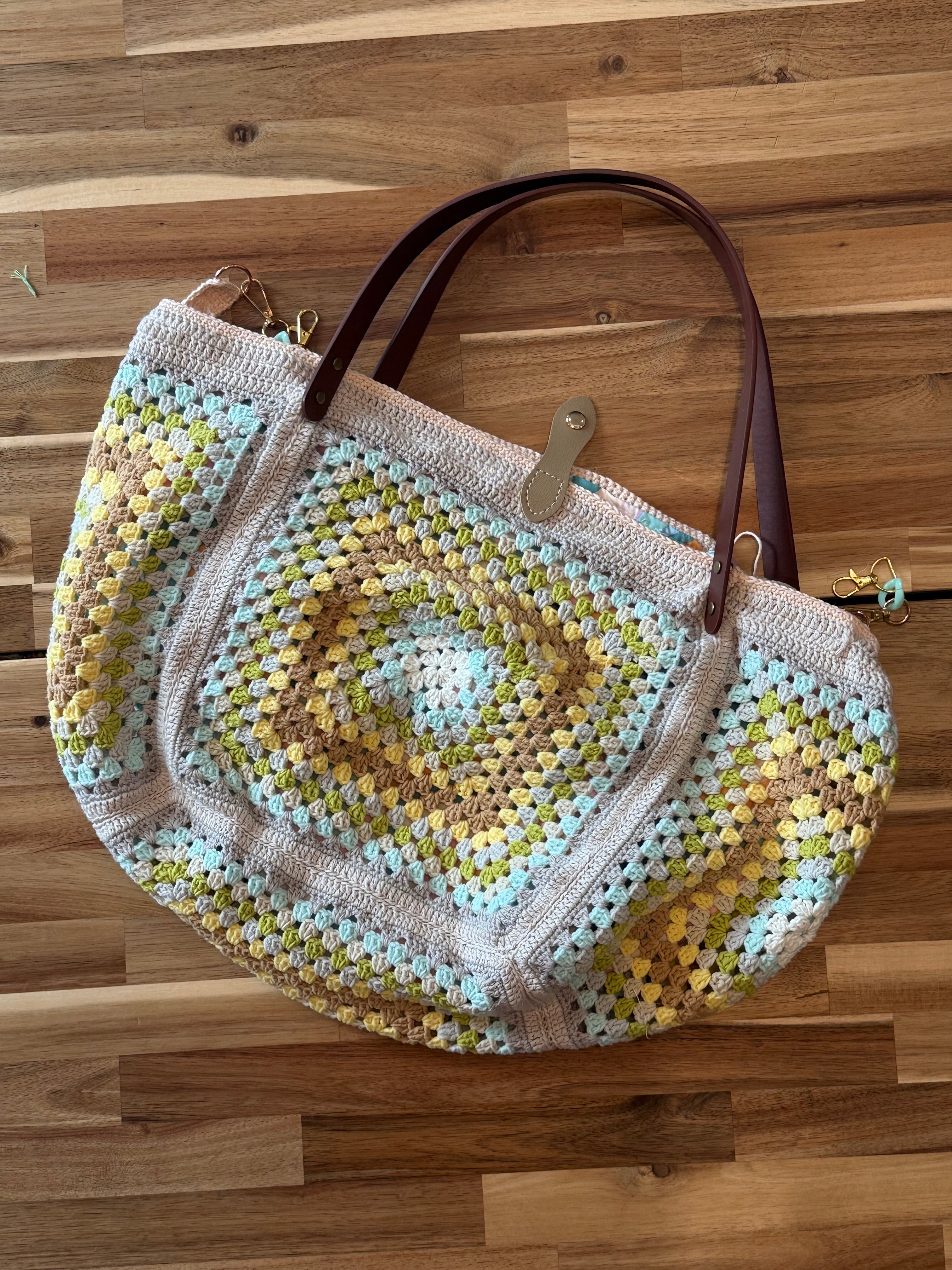 Vintage Bloom Crochet Bag